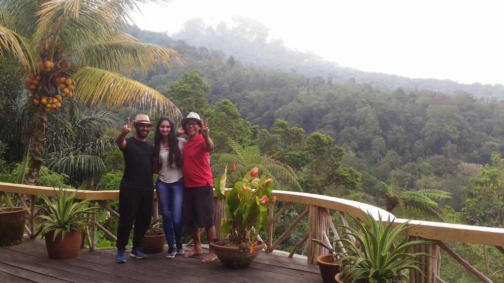 Dwan Tea Mountain Side Bed and Breakfast Jatiluwih Buitenkant foto